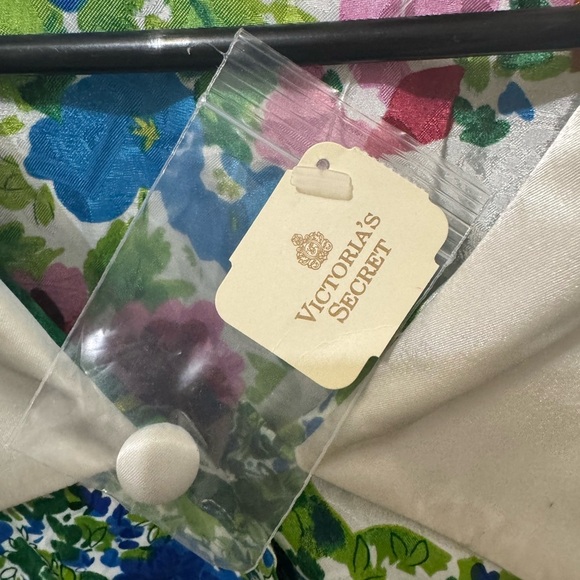 Victoria’s Secret Gold Label Vintage Pajama Set Size Large - Picture 8 of 9